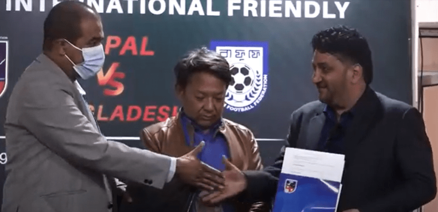 नेपाल र बंगलादेश राष्ट्रिय महिला फुटबल टिमबीचको मैत्रीपूर्ण फुटबलको प्रत्यक्ष प्रसारणका लागि सम्झौता